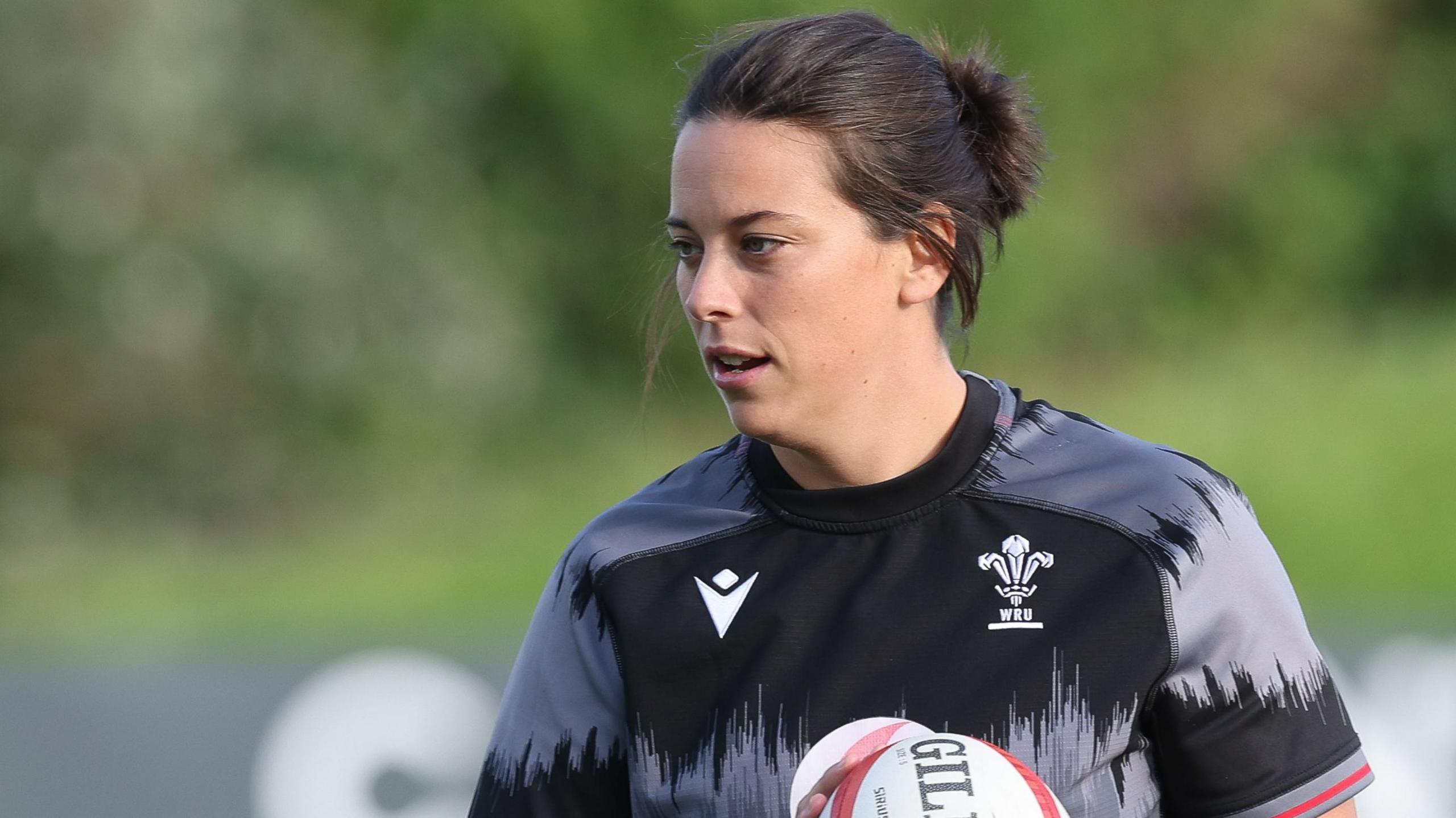 Back row Sioned Harries won 78 caps for Wales