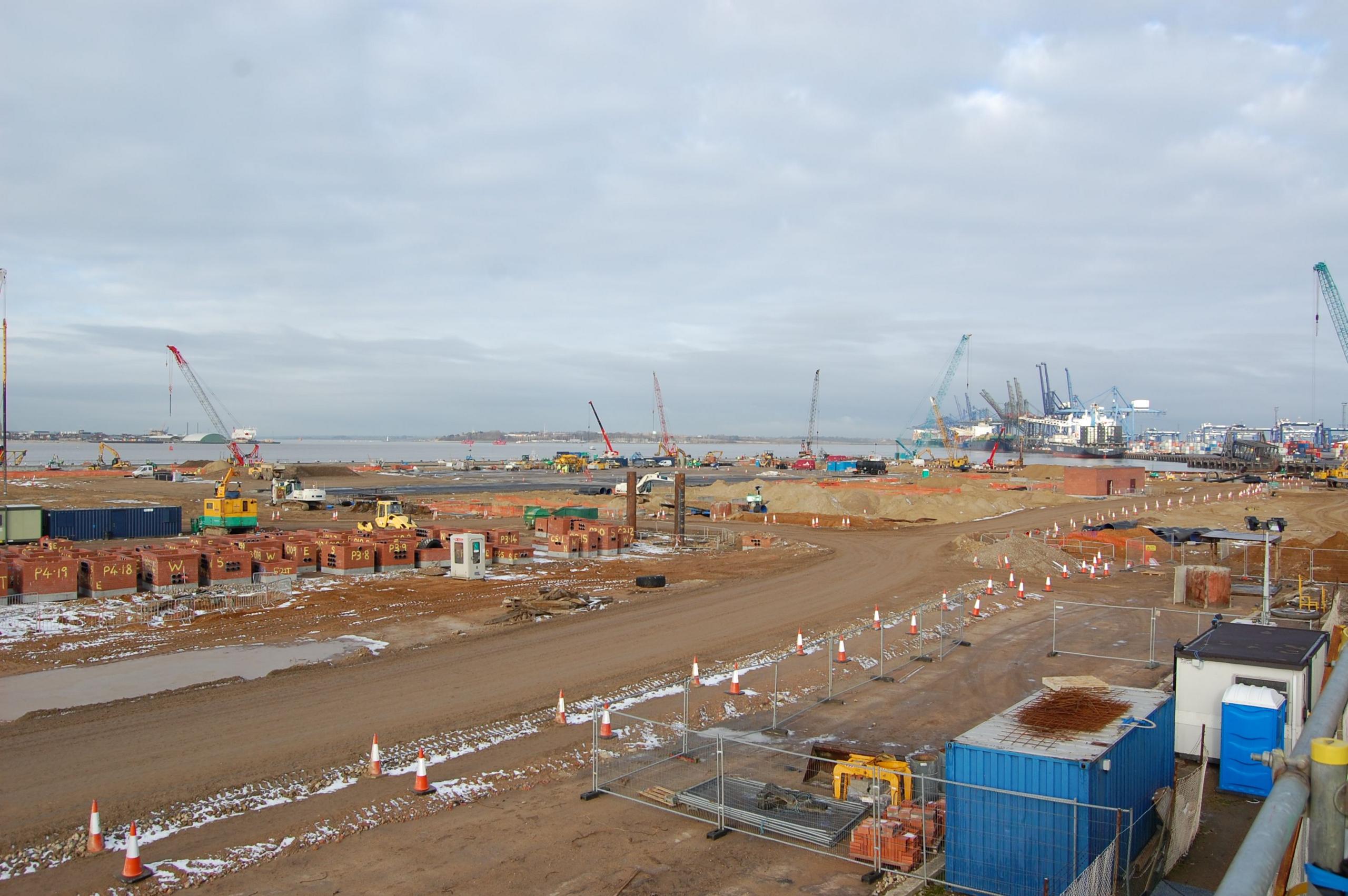 Building work at Port of Felixstowe's south quay