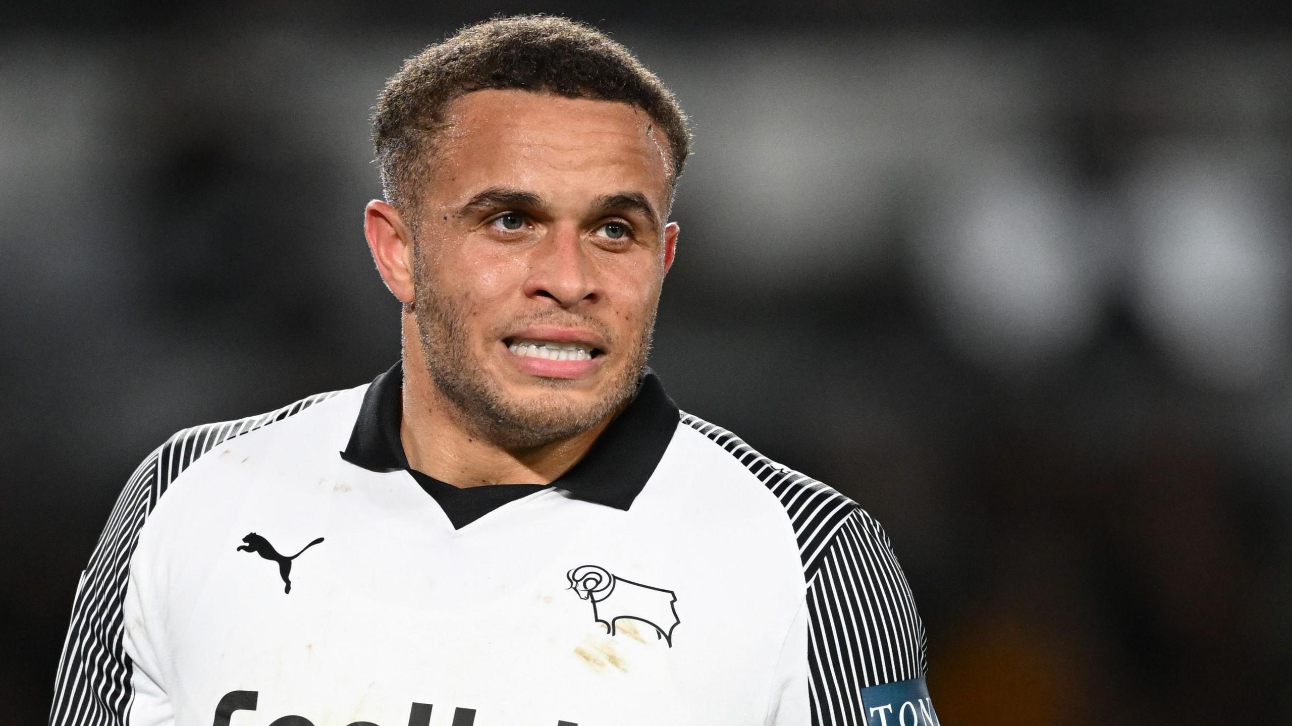 Carlton Morris in action for Derby