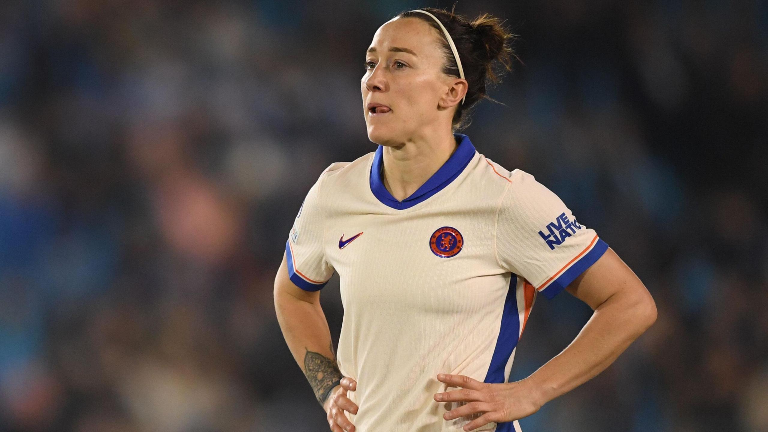 Lucy Bronze