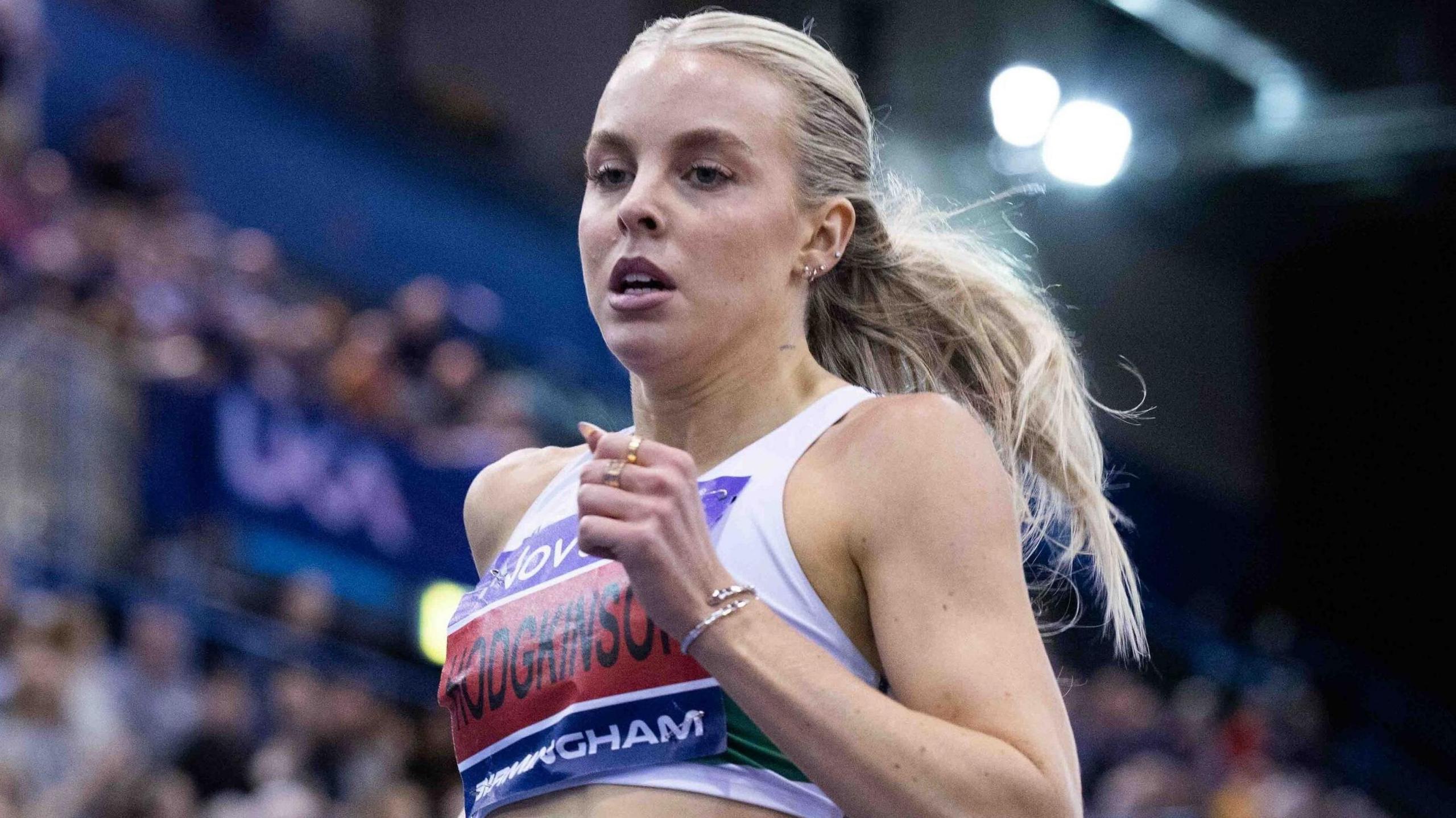 Keely Hodgkinson in action at the UK Indoor Championships