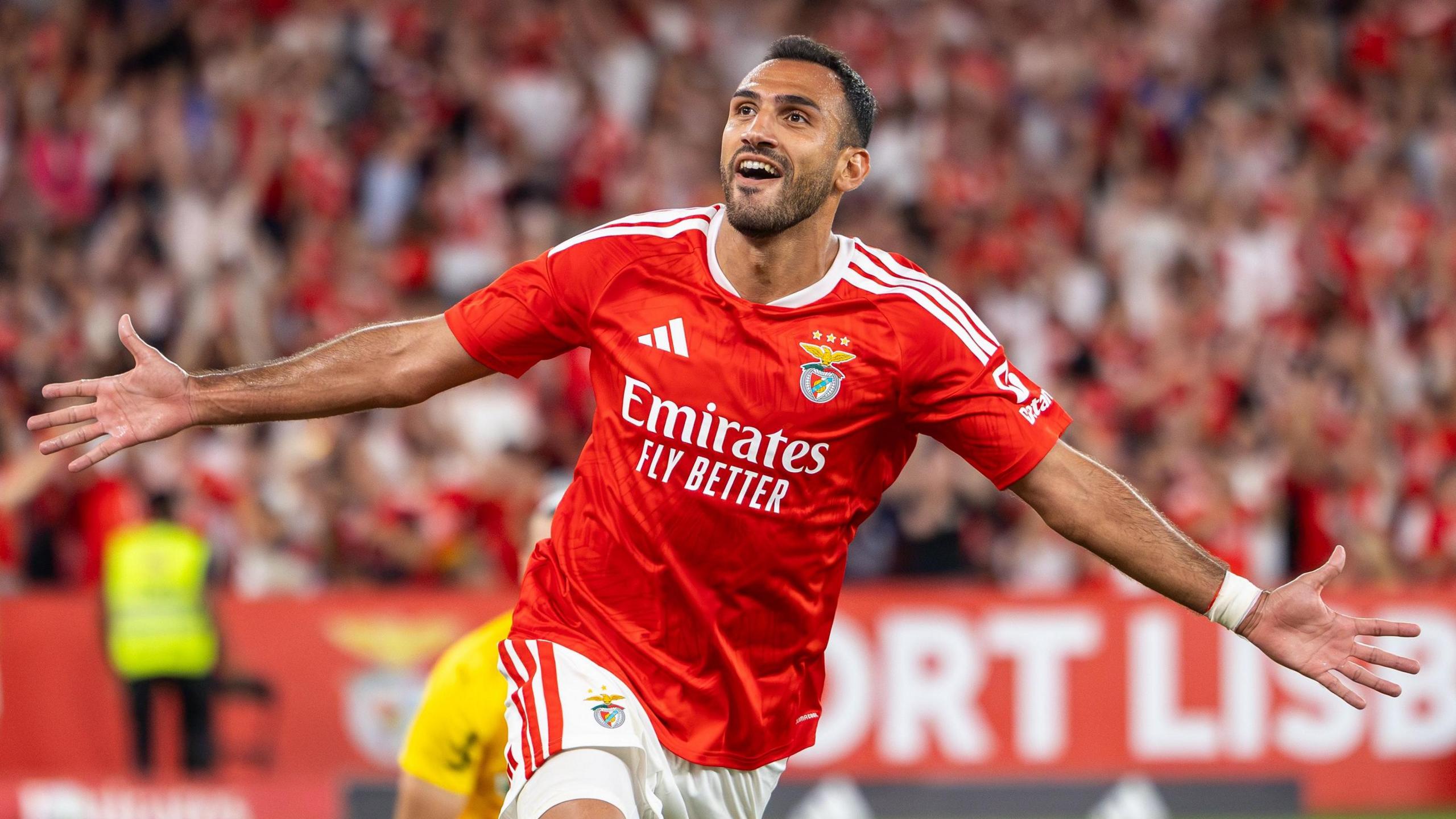 Vangelis Pavlidis celebrates
