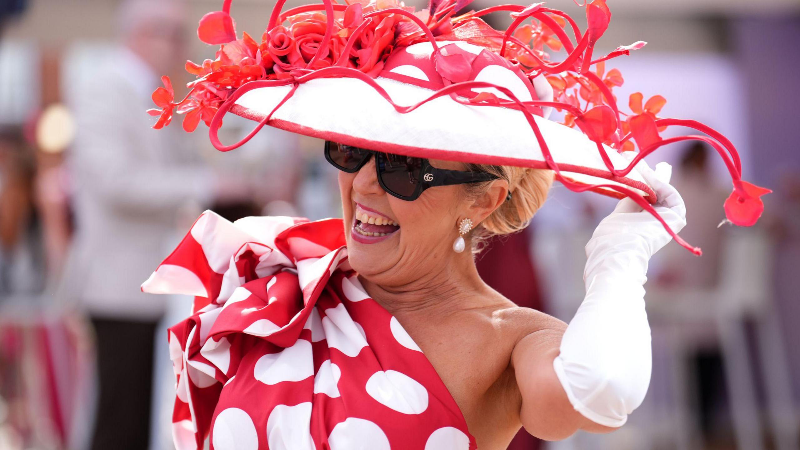 red dress and white hat Elegant Woman In Red Dress And White Hat, Woman, Red Dress, White Hat PNG Transparent Image and Clipart for Free Download