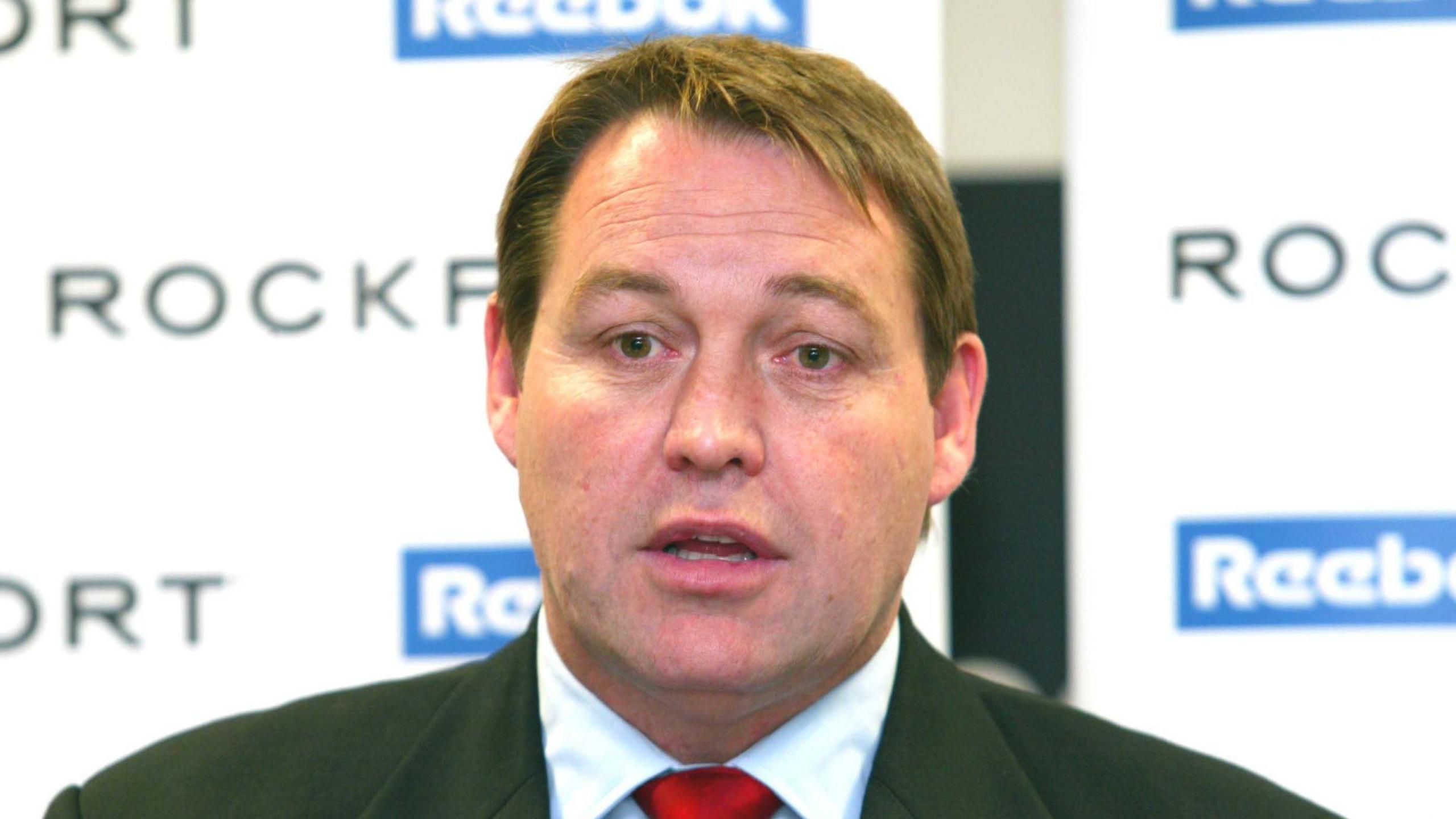 Steve Hansen at a press conference 