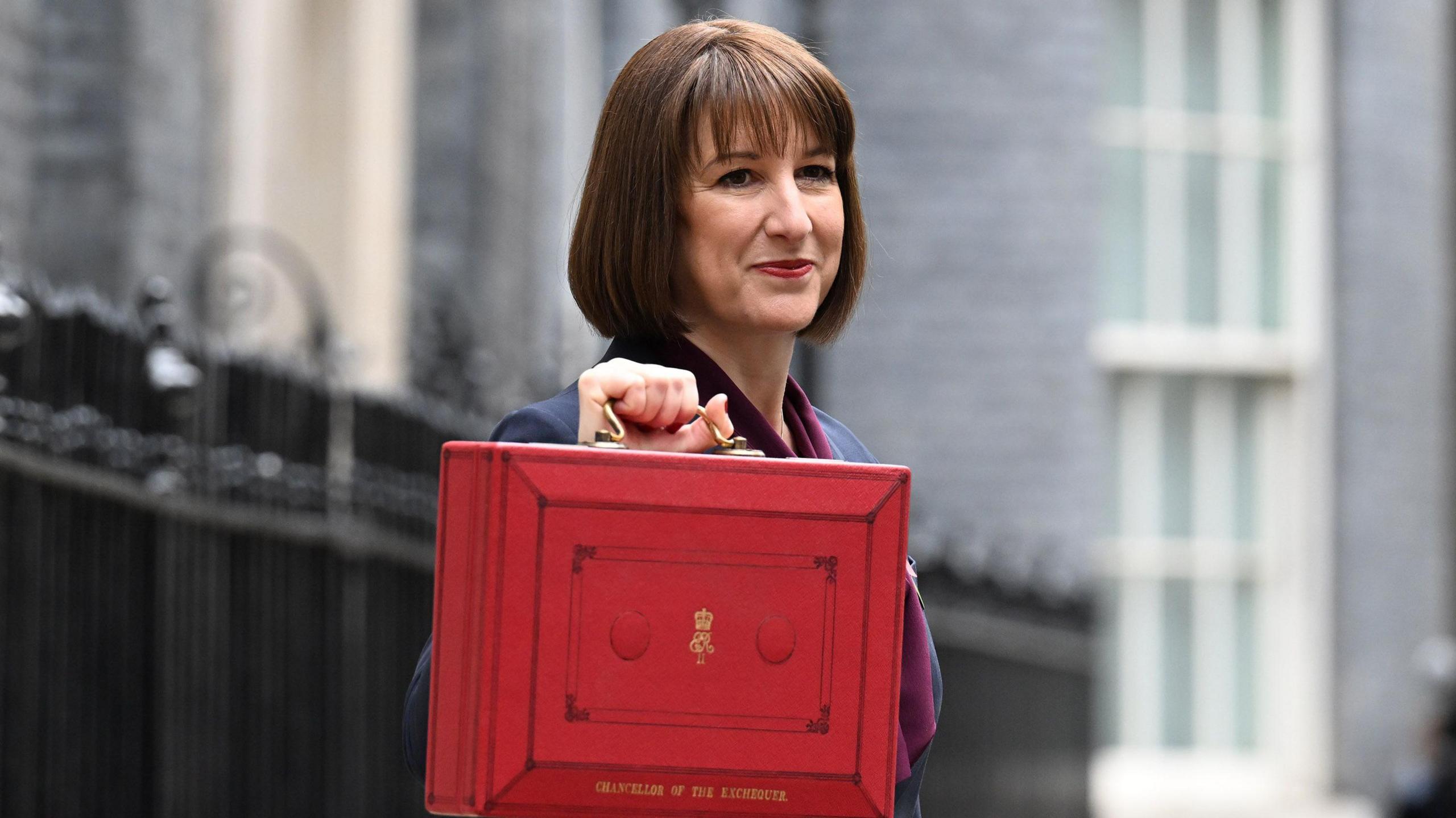 Chancellor of the Exchequer Rachel Reeves outside 11 Downing Street on Budget Day, 30/10/2024. With her Autumn Budget red ministerial budget box.