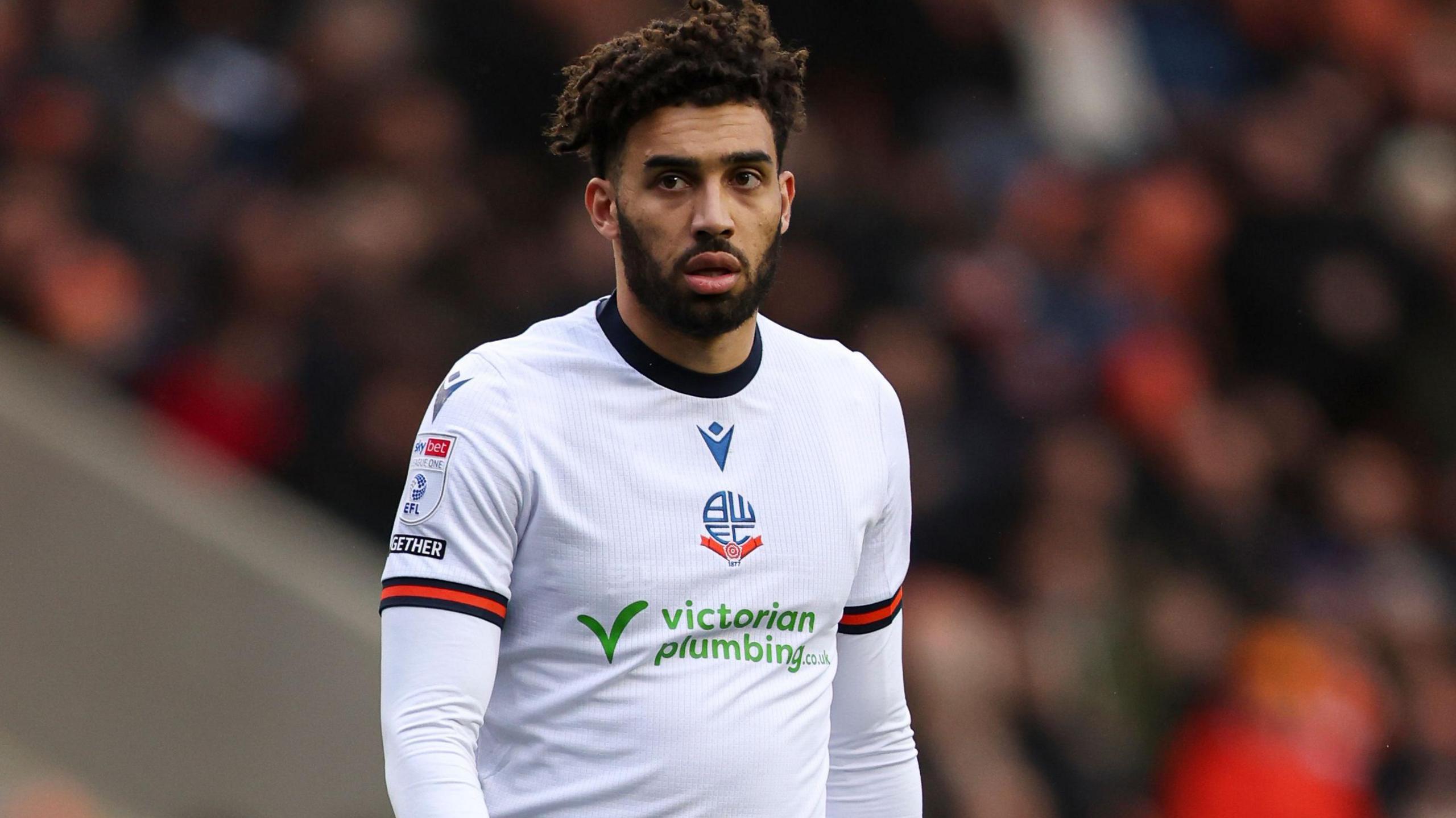 Kion Etete in action for Bolton Wanderers