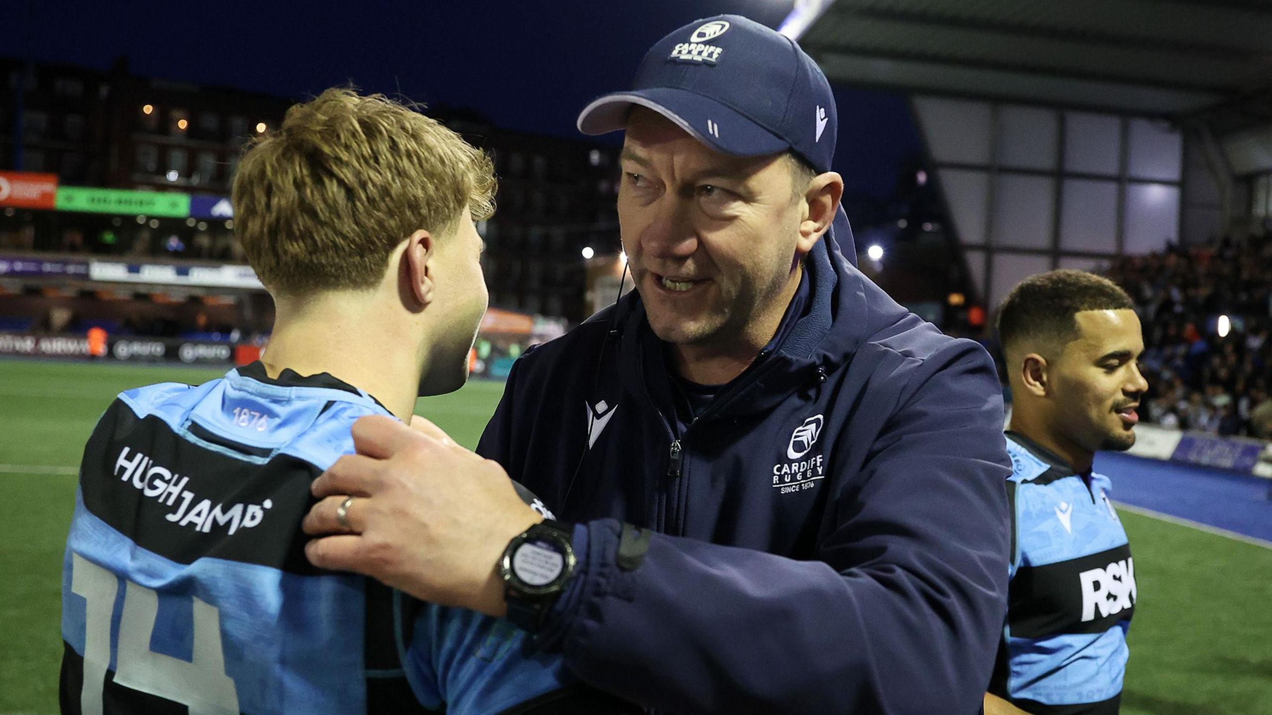 Corniel van Zyl congratulates Jacob Beetham after Cardiff win at the Arms Park
