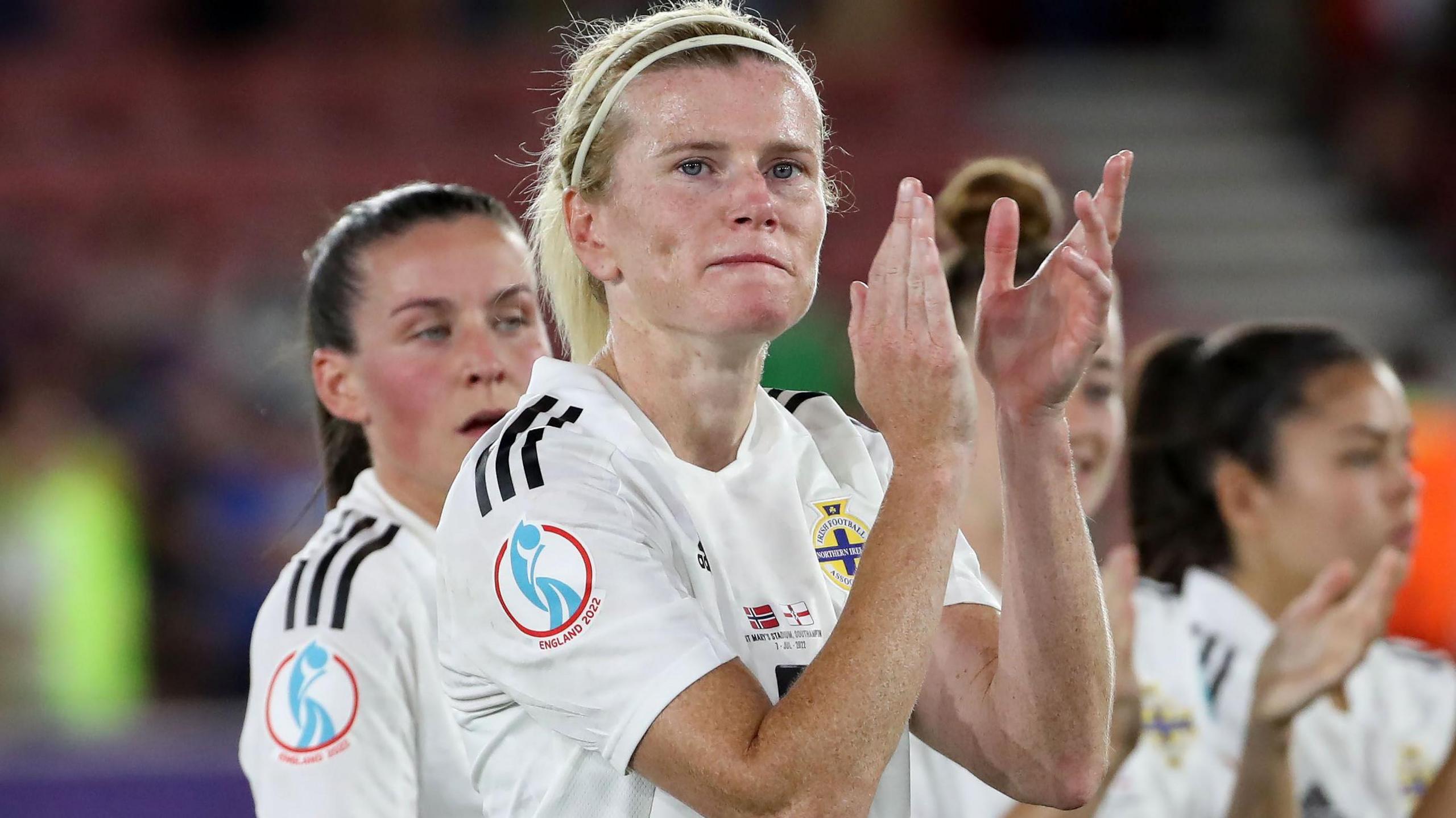 Julie Nelson applauds Northern Ireland supporters