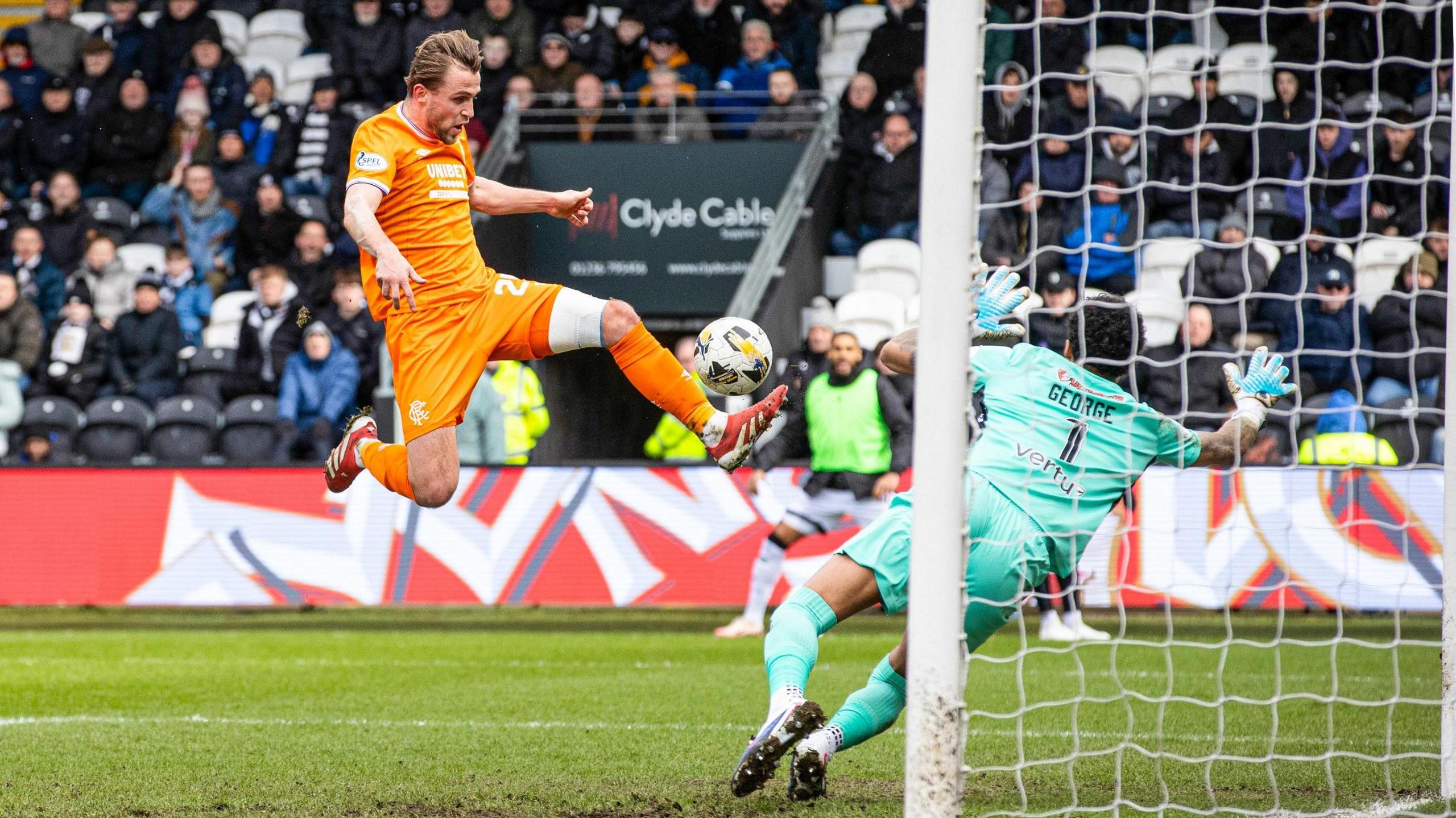 Tuur Rommens scores for Rangers