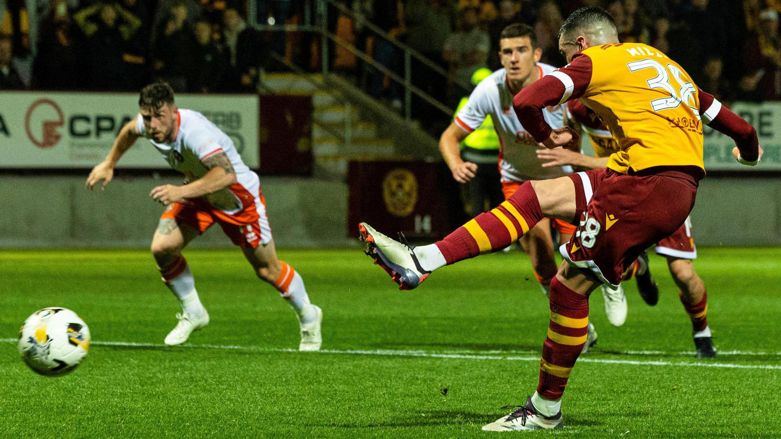 Lennon Miller scores penalty against Dundee United