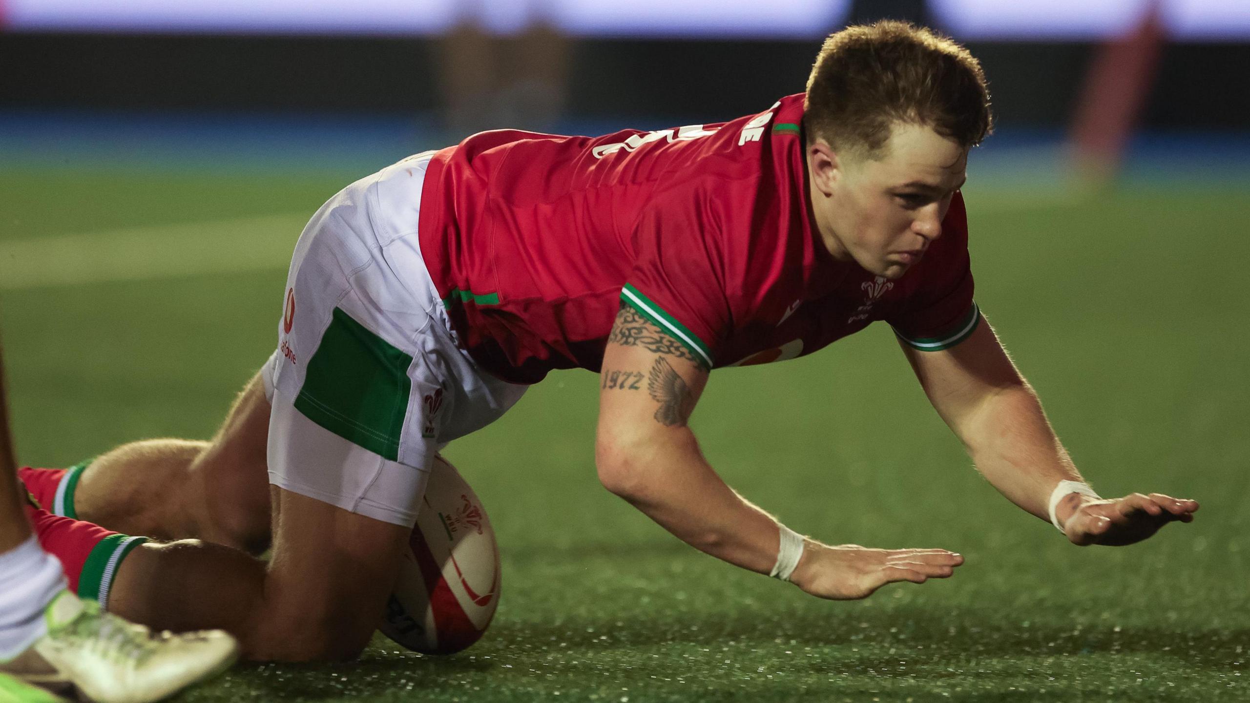 Macs Page scores a try for Wales Under-20