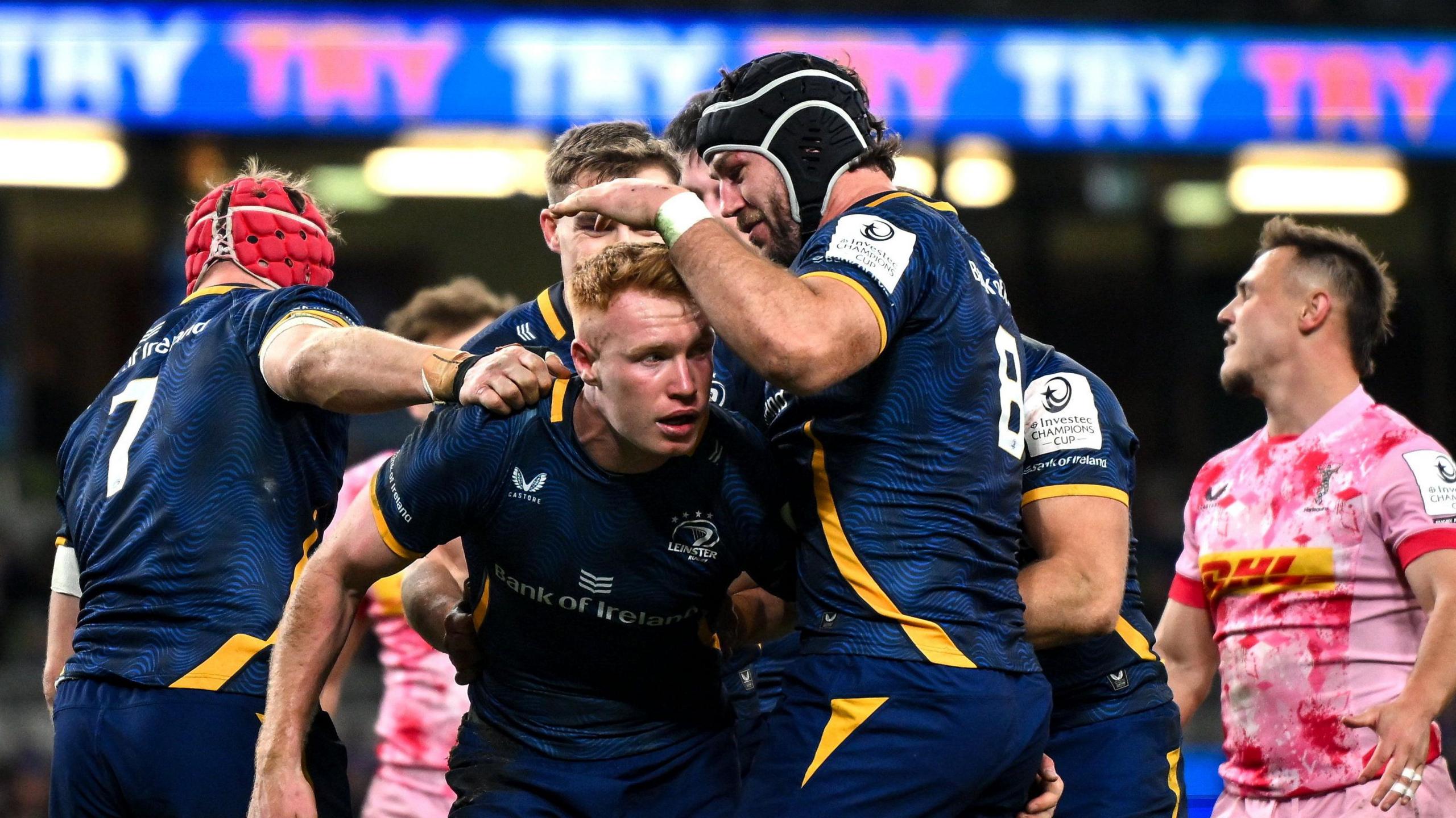 Ciaran Frawley celebrates his try for Leinster 