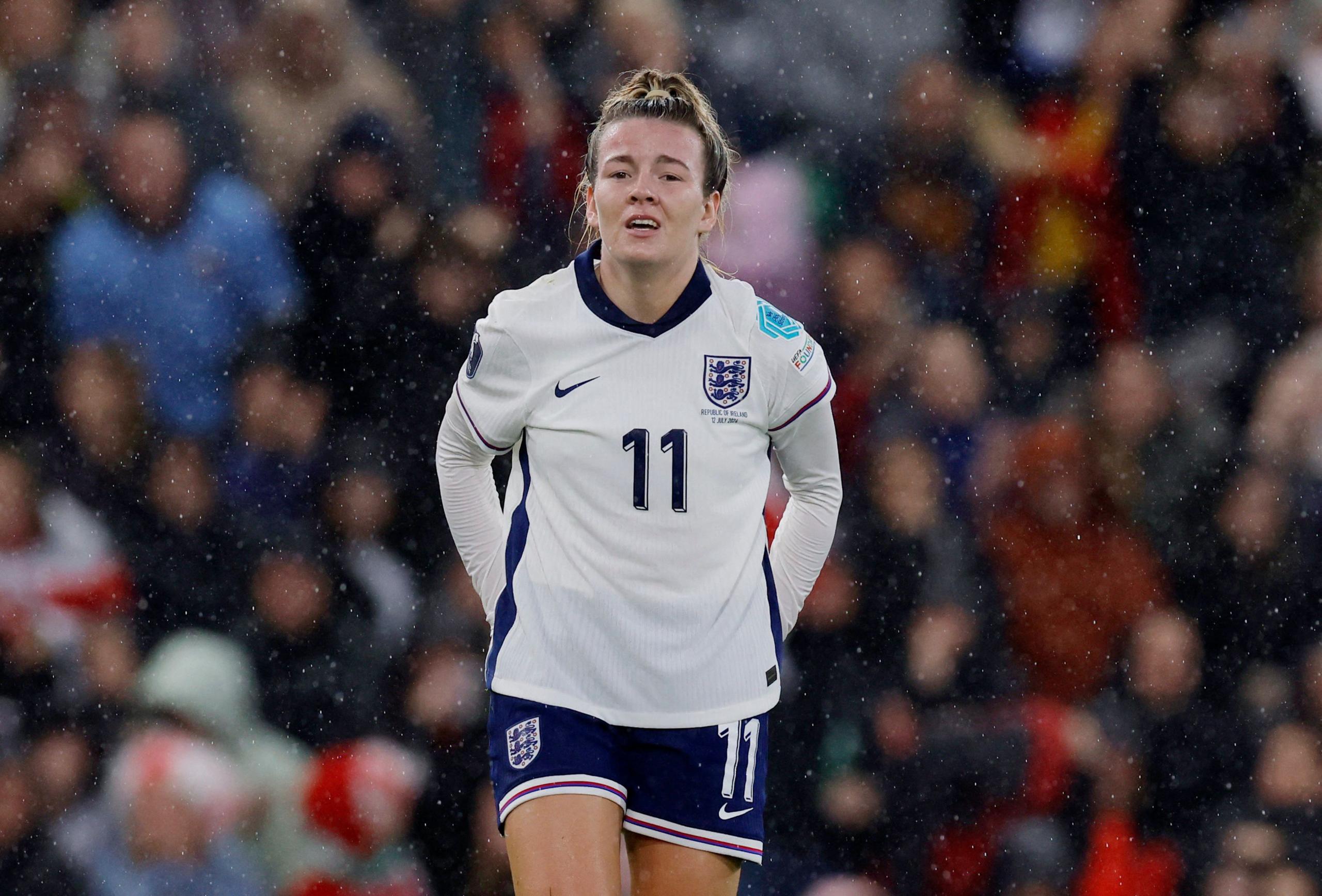 Lauren Hemp during England's game against the Republic of Ireland.
