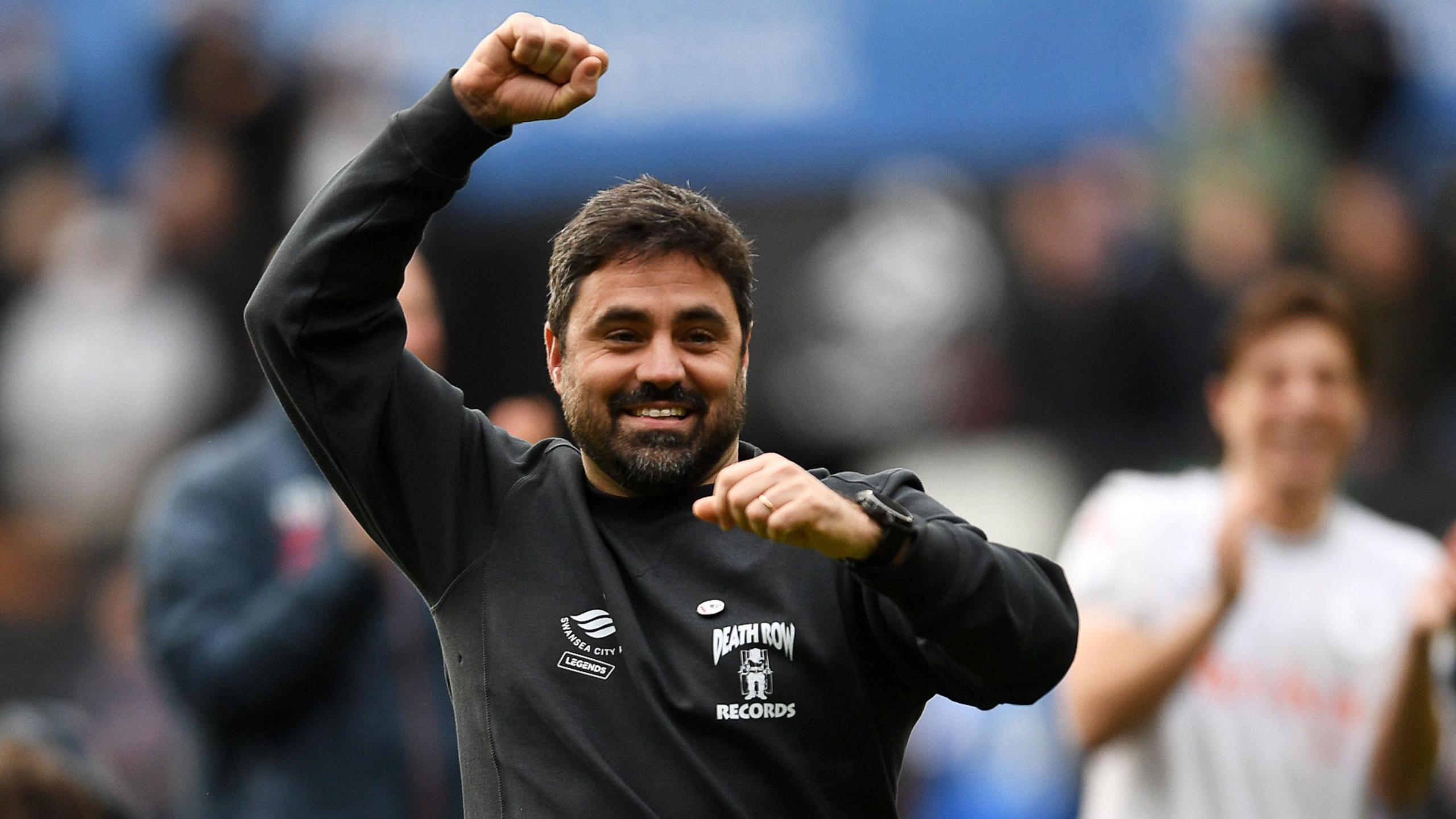 Vitor Matos celebrates 