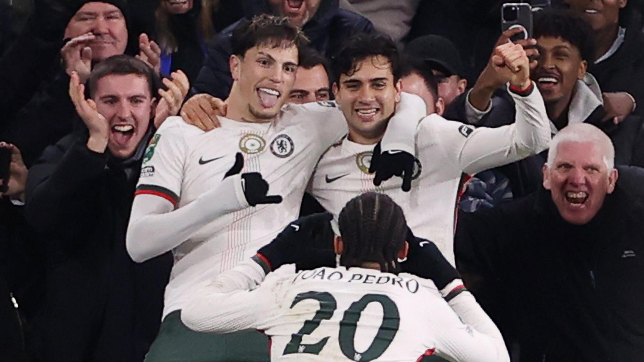 Chelsea players celebrate Alejandro Garnacho's (left) opening goal