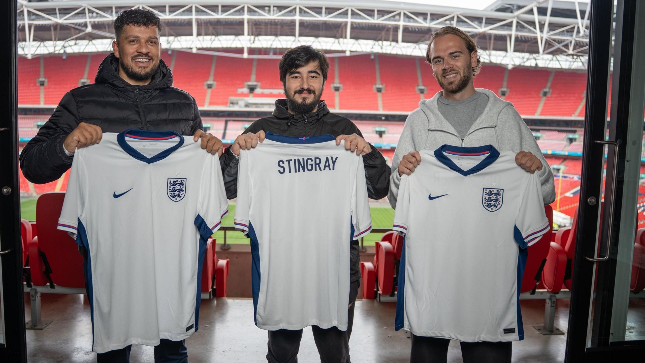 L-R: England Gaming team manager Denman, Daniel 'Stingray' Ray and his coach Nick den Hamer