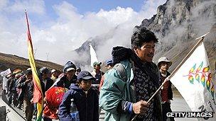 Natives of TIPNIS marching