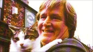 Frisky with Ken Barlow on the street