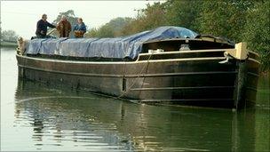 Barge on Kennet and Avon Canal