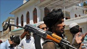 Pakistan Taliban members