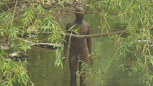 Antony Gormley's Water of Leith statue