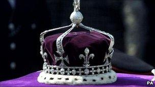 The Queen Mother's crown placed on top of her coffin as it lay in state in 2002