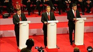 Tony Blair and Gordon Brown during 2005 election campaign