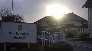 King Edward VII hospital