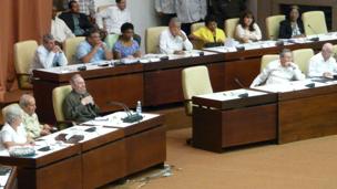 Fidel Castro (centre-left) and his brother, President Raul Castro (second from right) - 7 August 2010