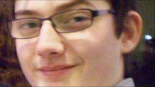 Photo: Lewis Bartlett