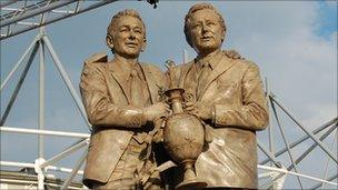 Clough and Taylor statue Pride Park