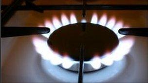 Gas ring on cooker