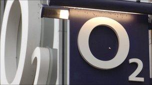 O2 signage