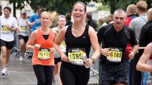 People running in half marathon - Graham Bloomfield