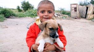 Roma boy (Photo: Mircea Opris)