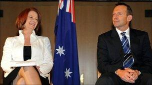 Julia Gillard (L) and Tony Abbott (R)