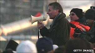 Protesters at the Lindsey oil refinery in Lincolnshire in 2009