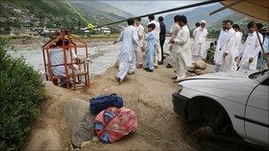 Cable car powered by a car engine