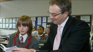 Tony Blair reading with Academy pupil