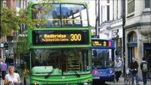 Buses in Queen street