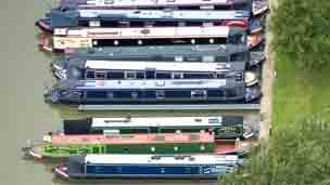 Grand Union canal in Northamptonshire