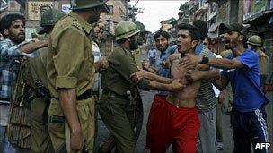 Protesters in Kashmir