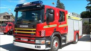 A fire engine (generic)