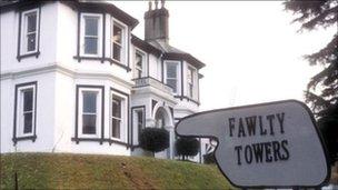 Scene from the BBC's Fawlty Towers comedy