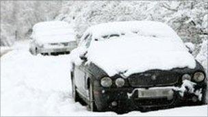 Cars left abandoned on the A3