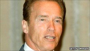 Arnold Schwarzenegger (C) on a visit to Asan, South Korea, on 15 September 2010