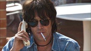 Rhys Ifans as Howard Marks in Mr Nice