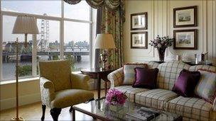 Edwardian river view suite (courtesy Savoy/Fairmont Group)