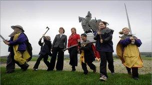 Fiona Hyslop at the Bannockburn heritage centre