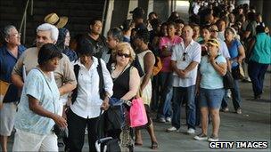 Lines at loan advice event